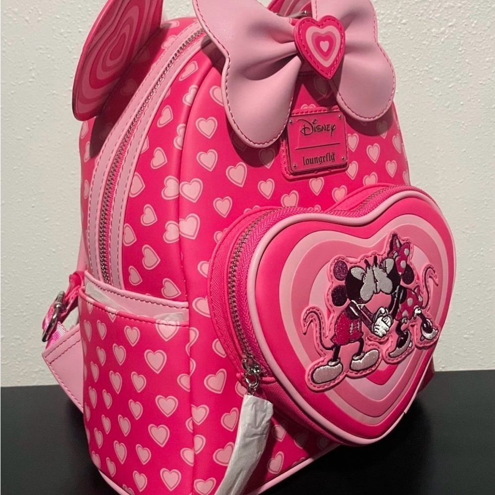 Loungefly Disney Minnie Mouse Valentine Heart Mini Backpack NWT! - Picture 2 of 3